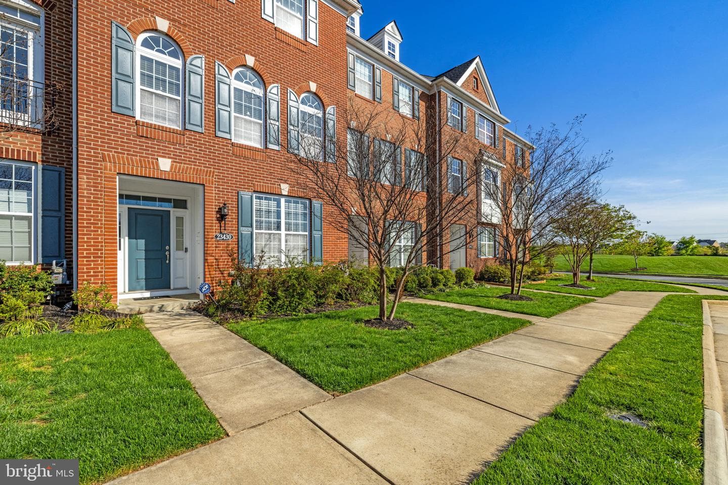 23430 Madison Heights Terrace photo 3
