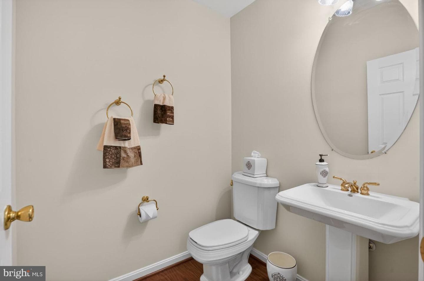 910 Rhonda Place SE photo 22
