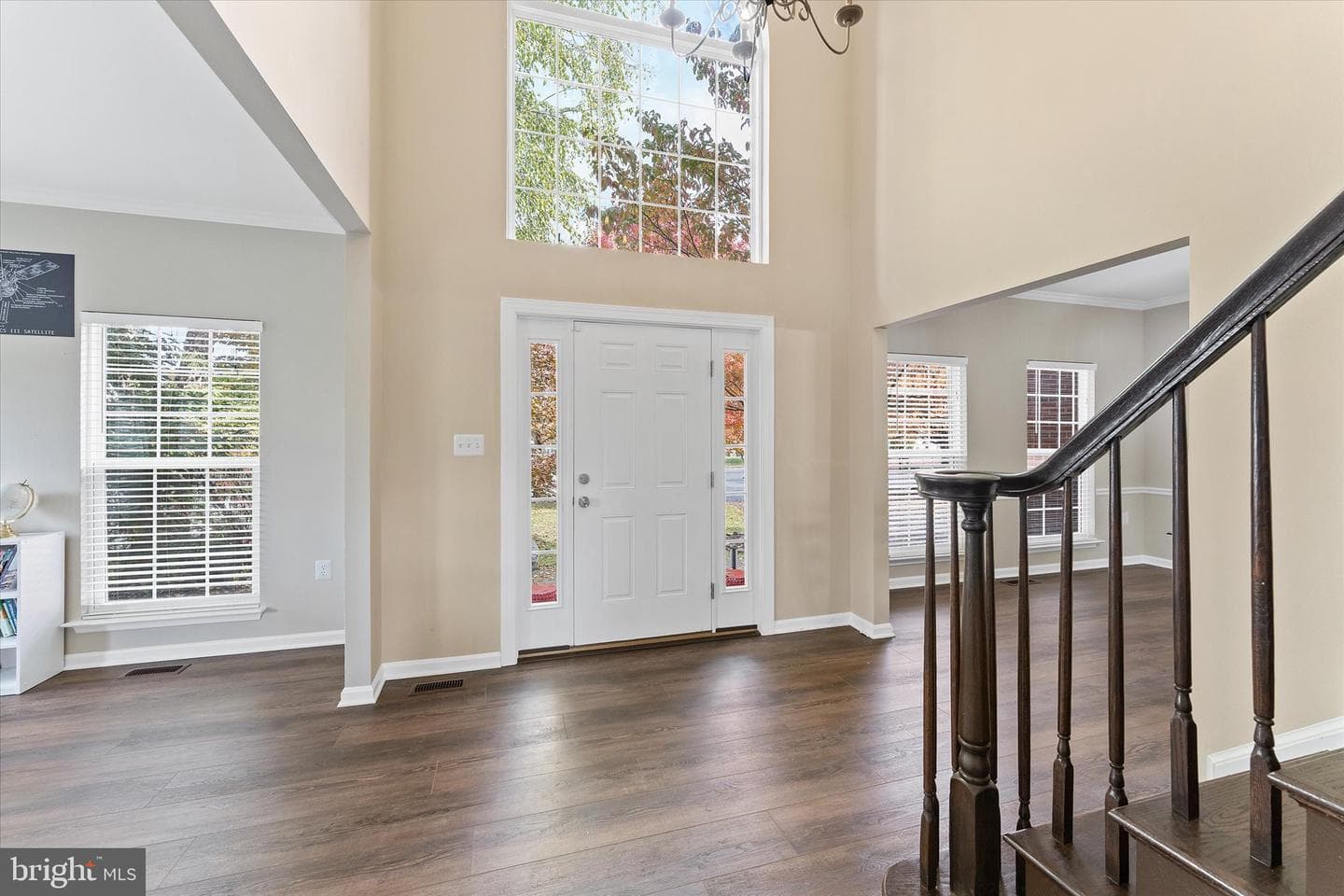913 Strawberry Court photo 4