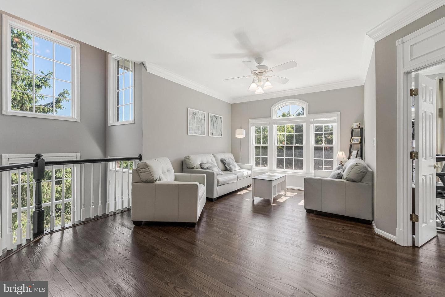843 Revelstore Terrace NE photo 8