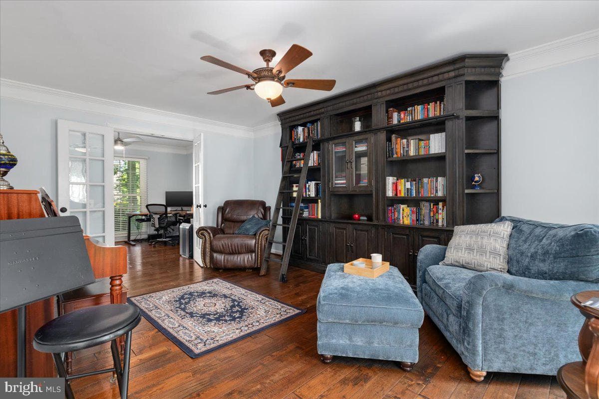 47076 Stillwood Place photo 11
