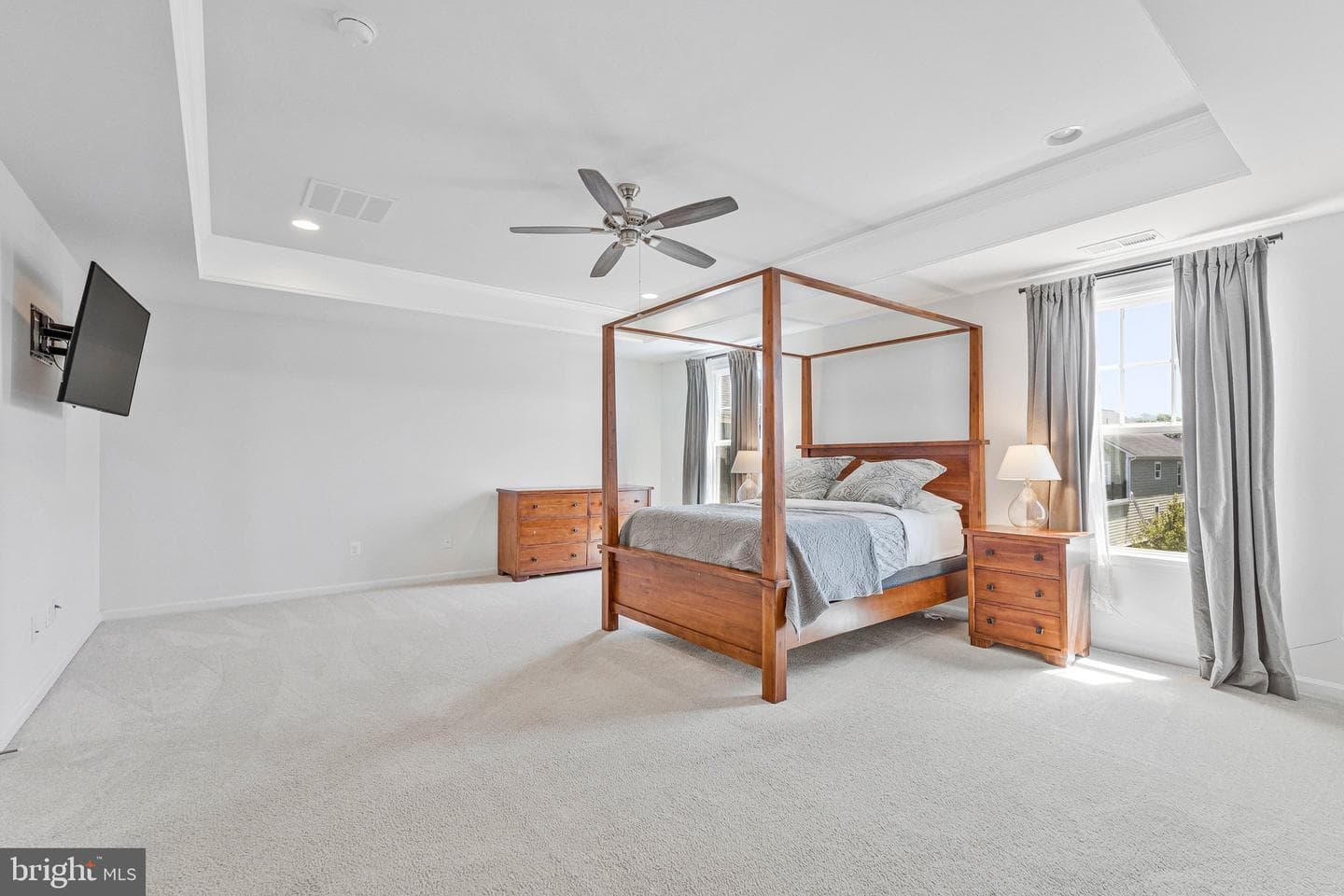 1007 Themis Street SE photo 27