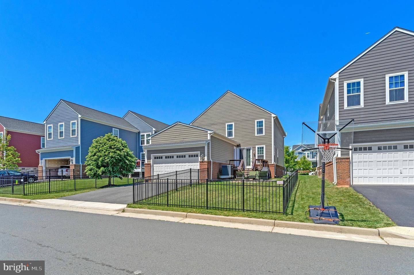 1007 Themis Street SE photo 53