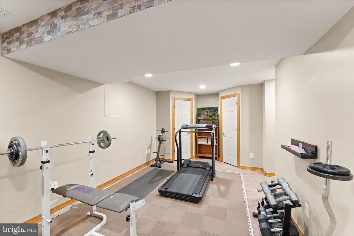389 Clagett Street SW photo 34
