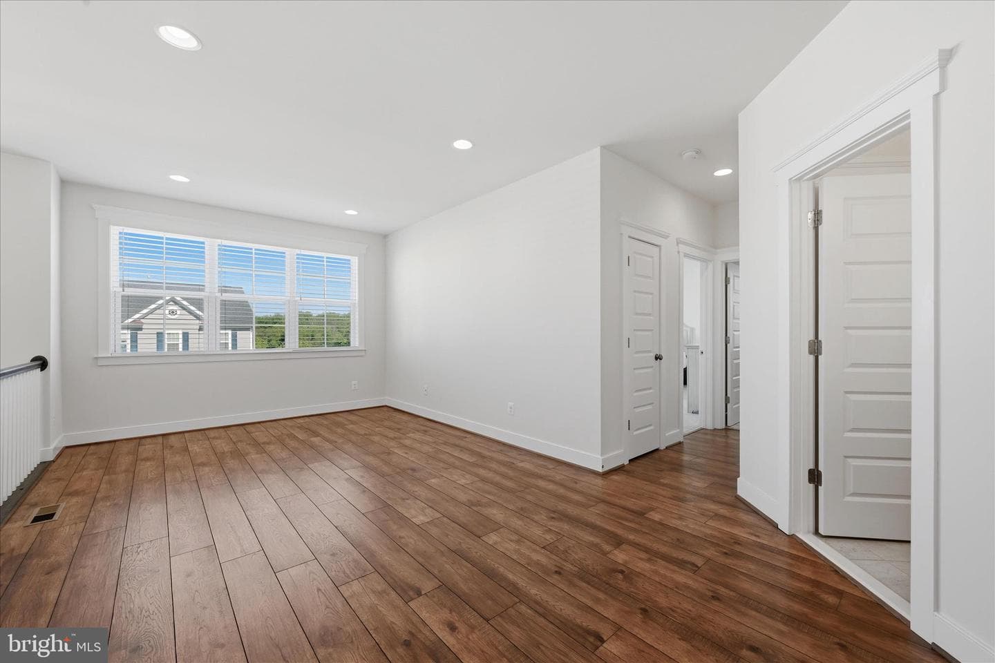 18003 Lake Front Circle photo 32