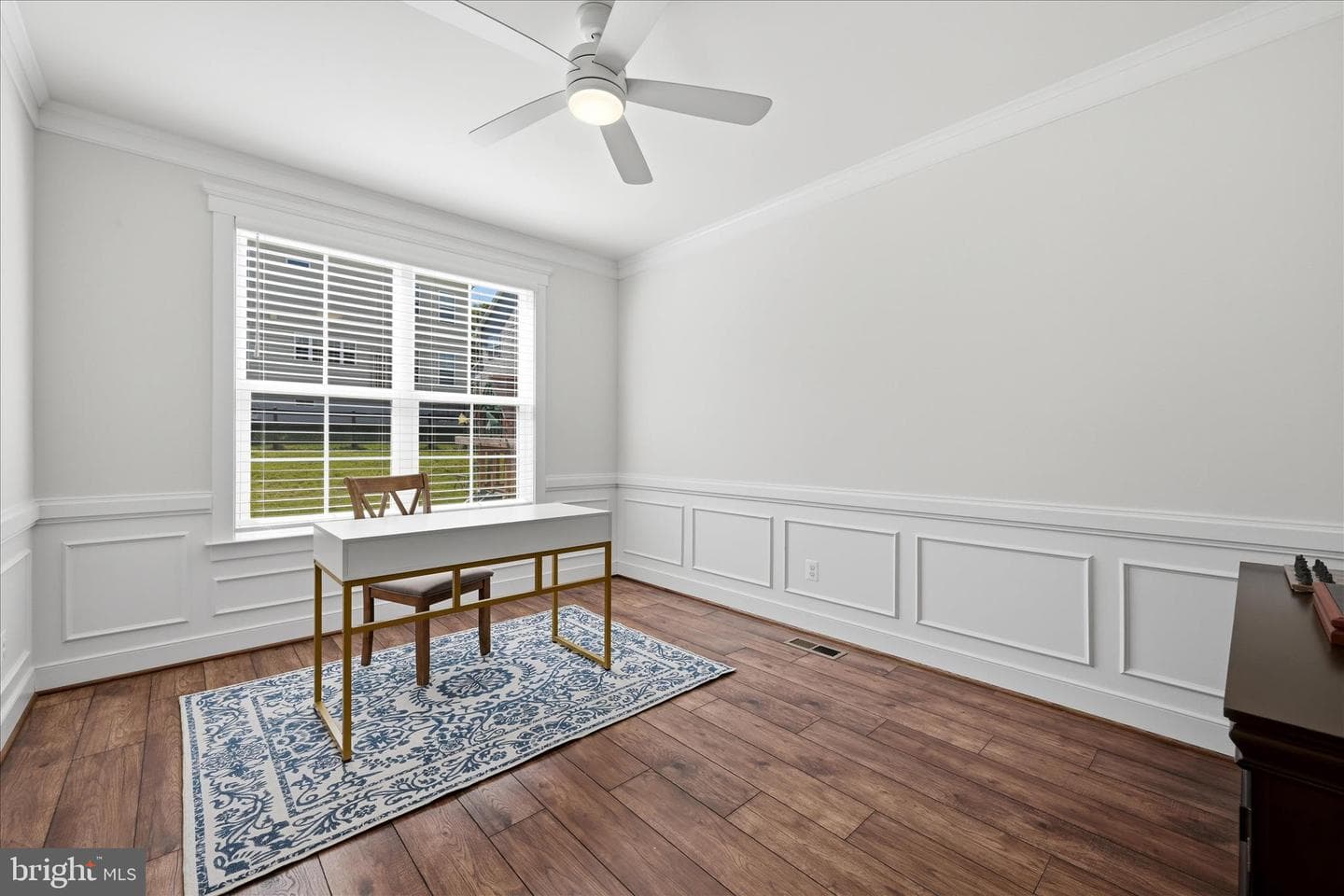 18003 Lake Front Circle photo 5