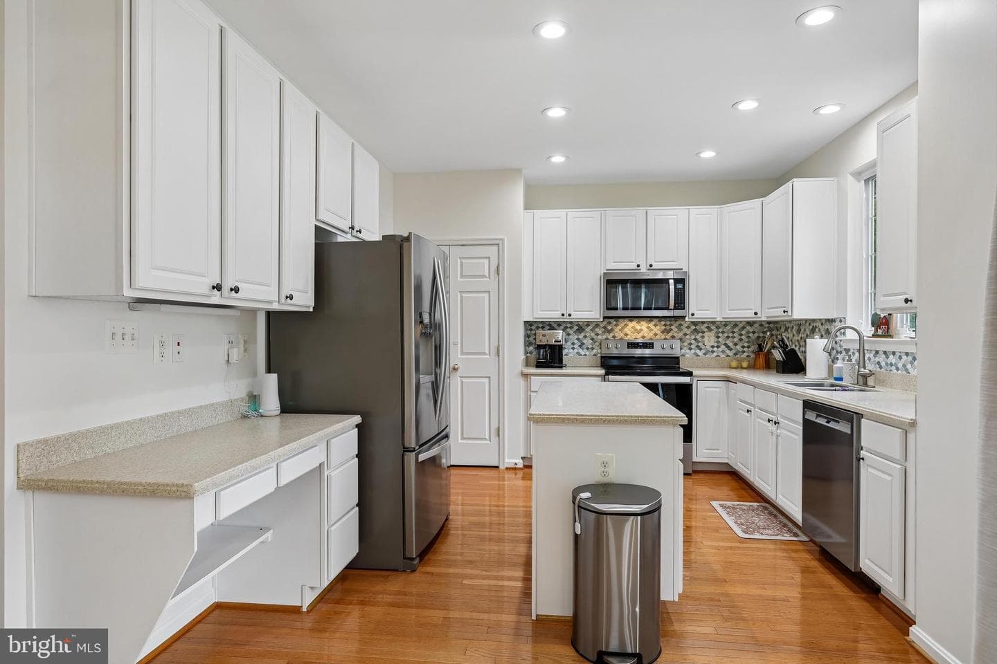 35551 Sarasota Street photo 14