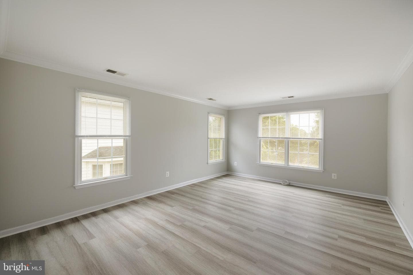 22829 Queensbridge Drive photo 27