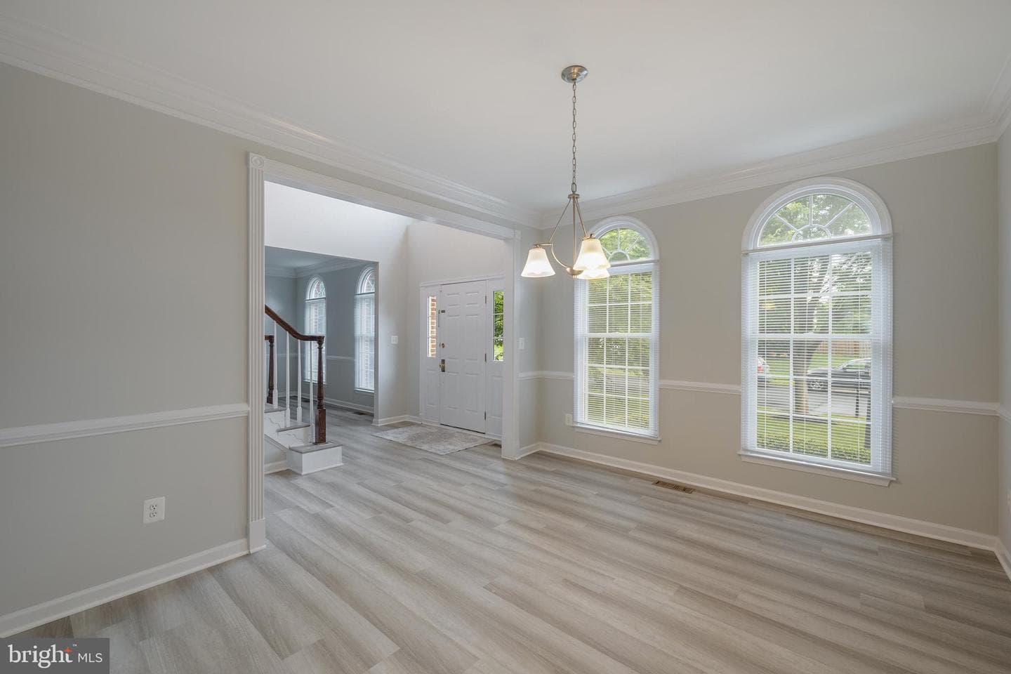 22829 Queensbridge Drive photo 8