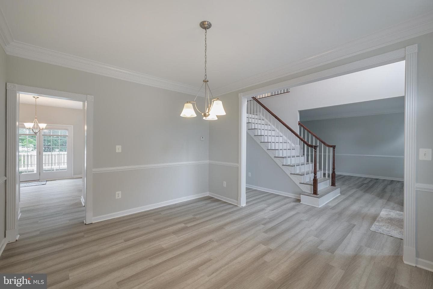 22829 Queensbridge Drive photo 9