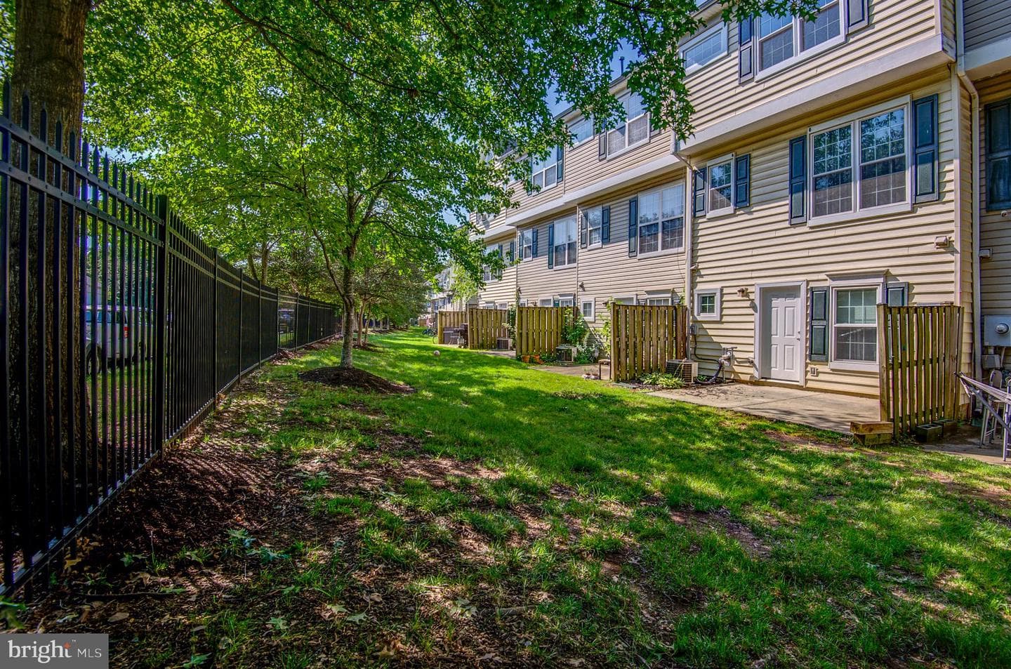 23014 Fontwell Square photo 28