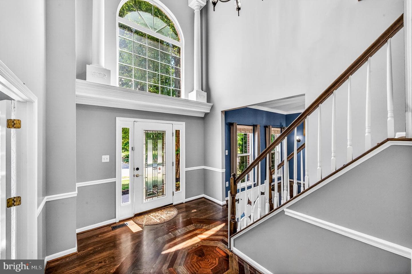 413 Crosman Court photo 4