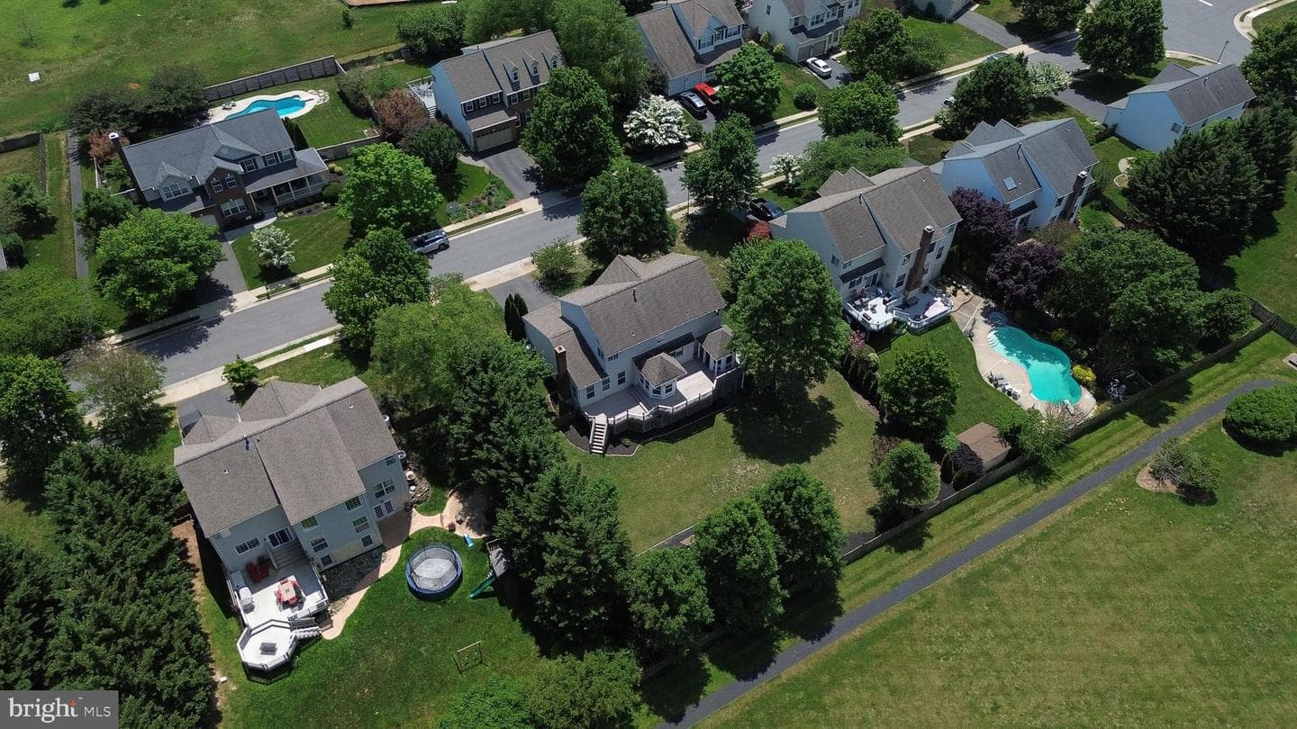 413 Crosman Court photo 72