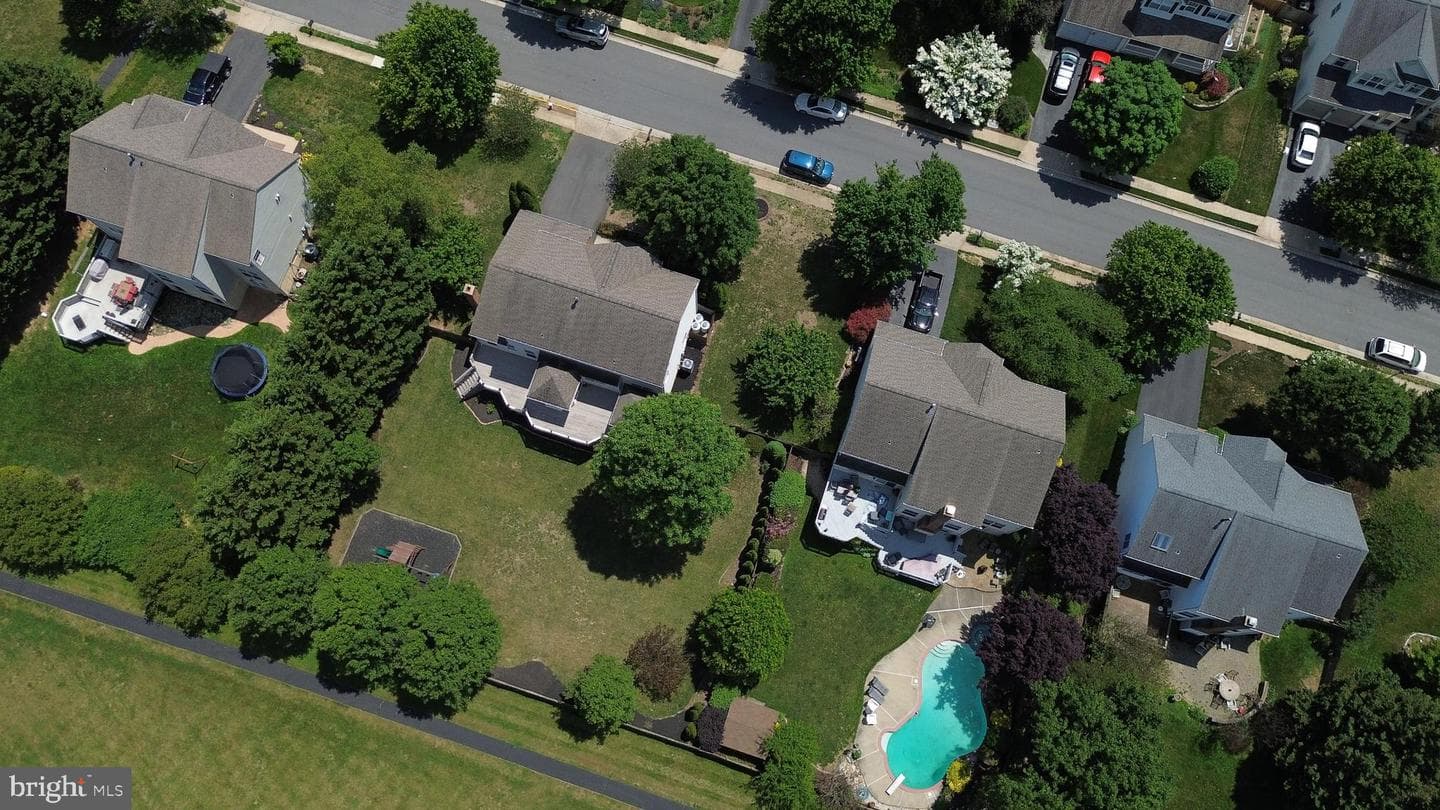 413 Crosman Court photo 80