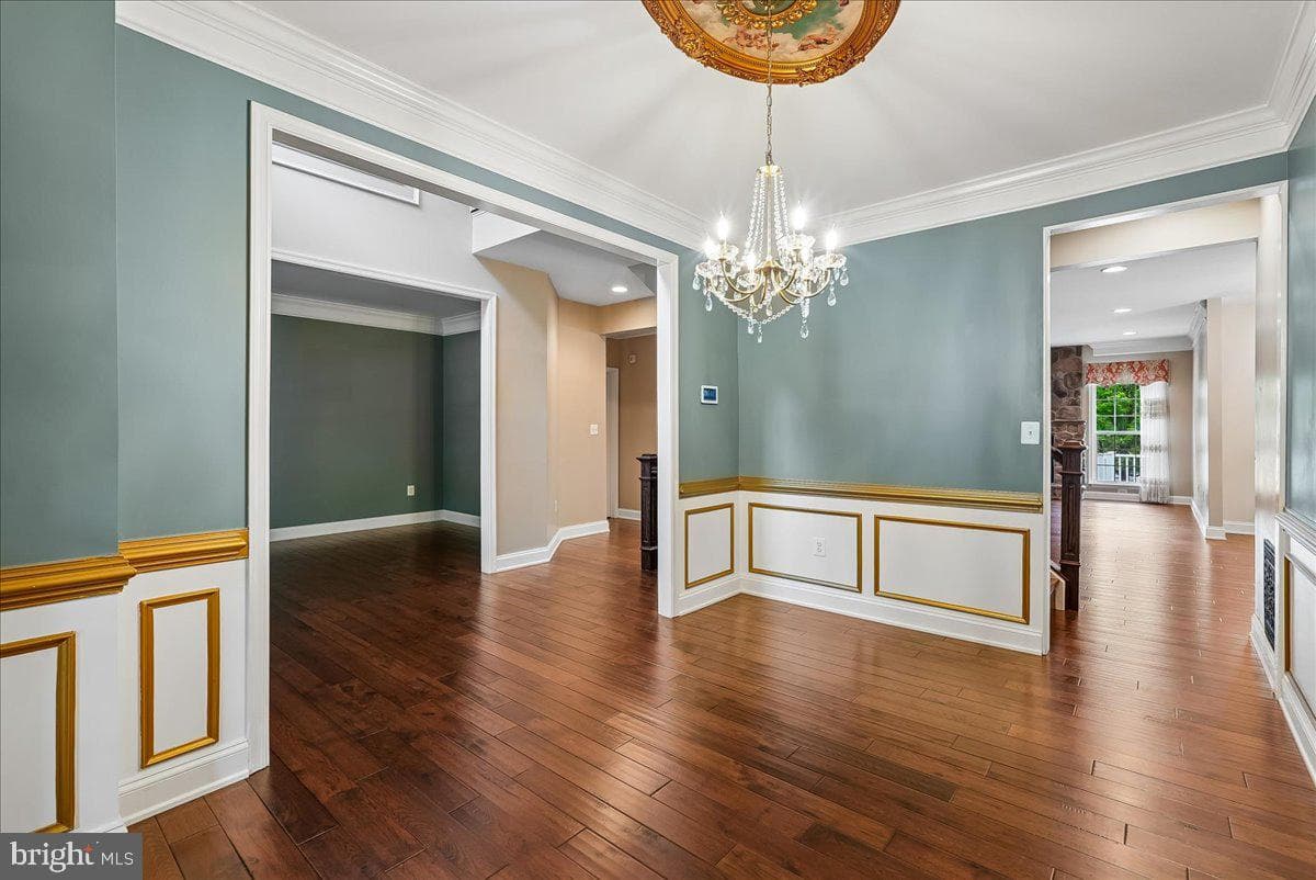 320 N Constitution Way photo 16