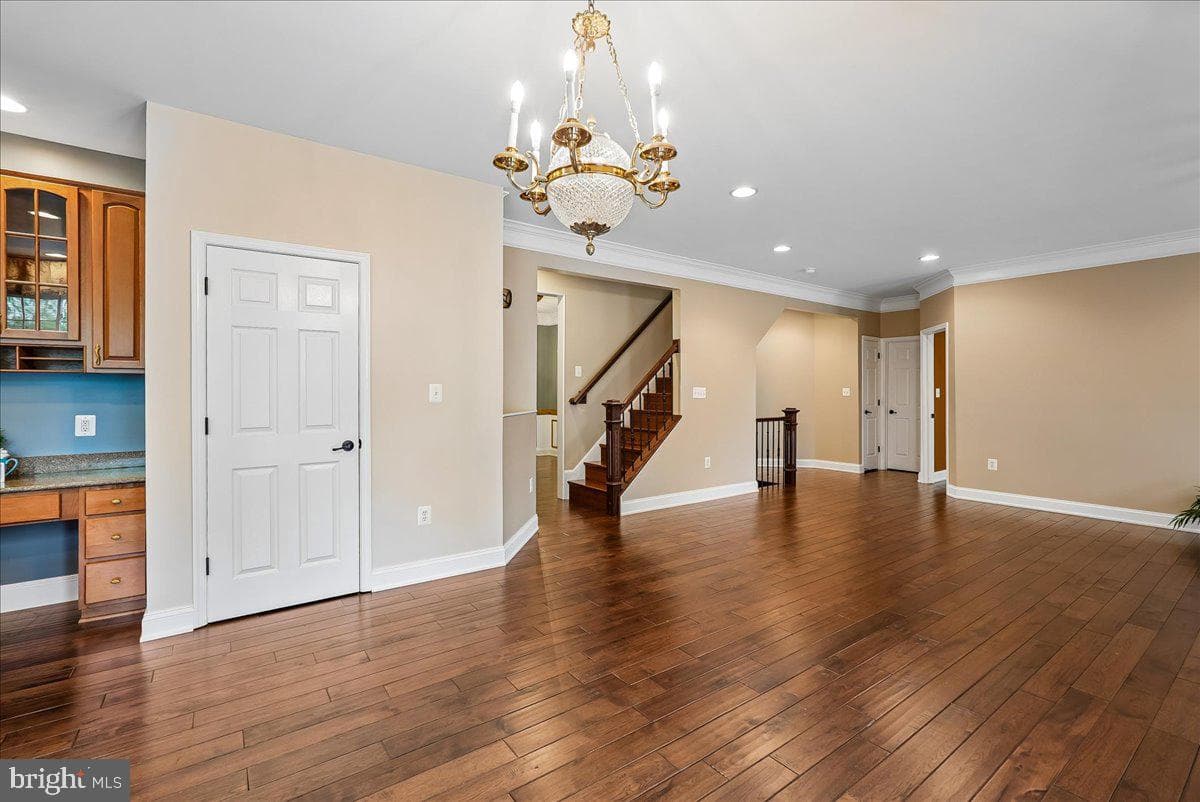 320 N Constitution Way photo 30