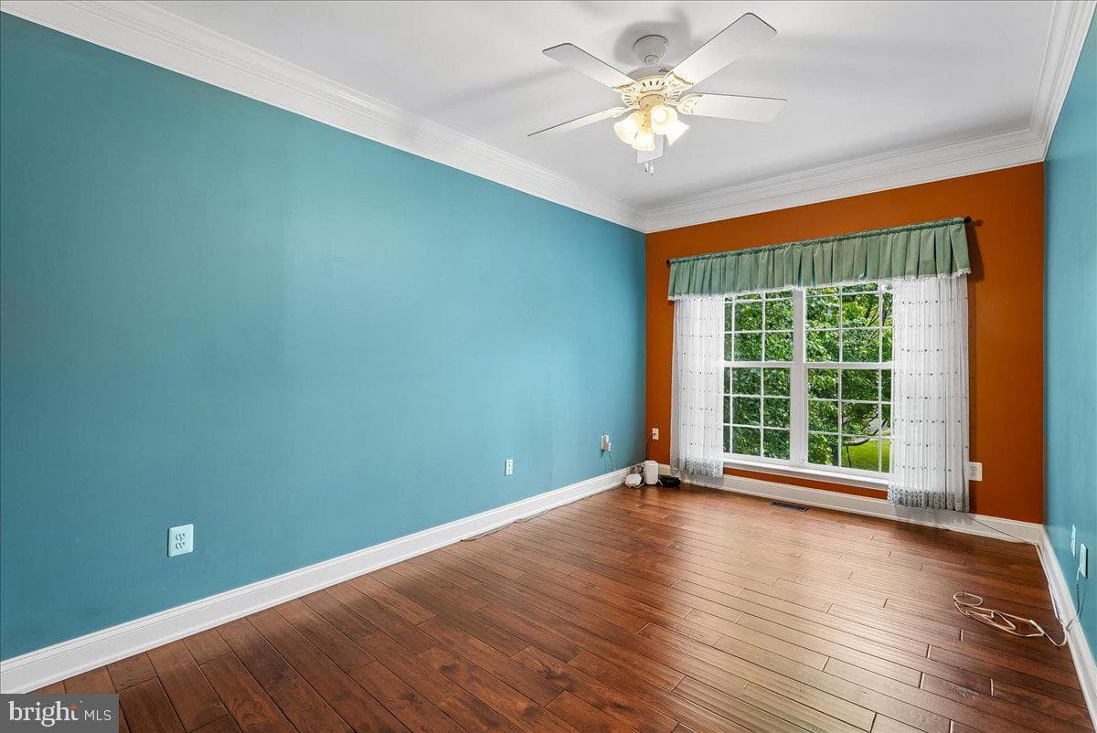 320 N Constitution Way photo 39