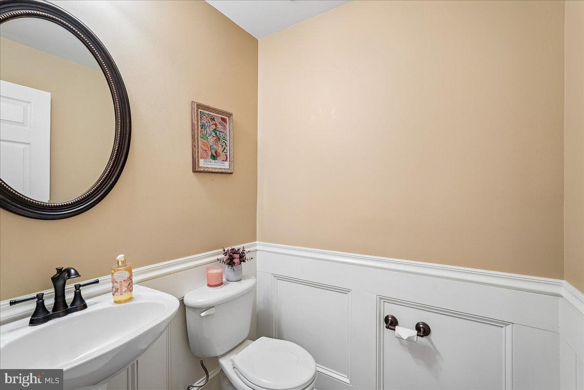 320 N Constitution Way photo 41