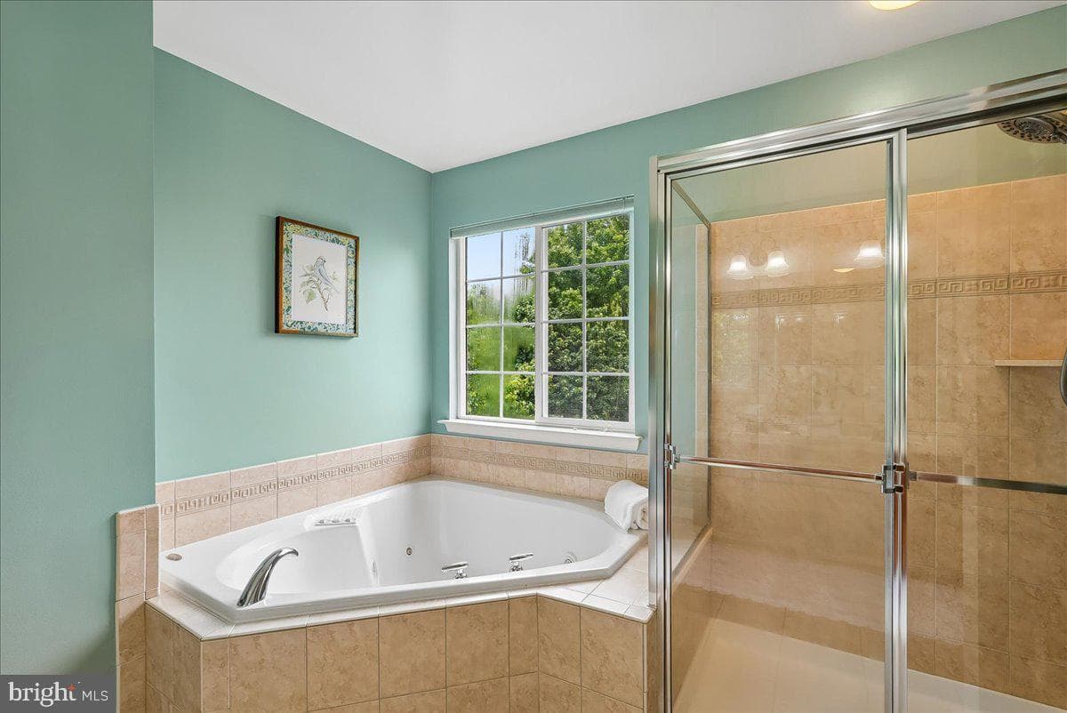 320 N Constitution Way photo 57