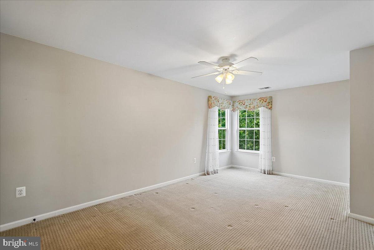320 N Constitution Way photo 59