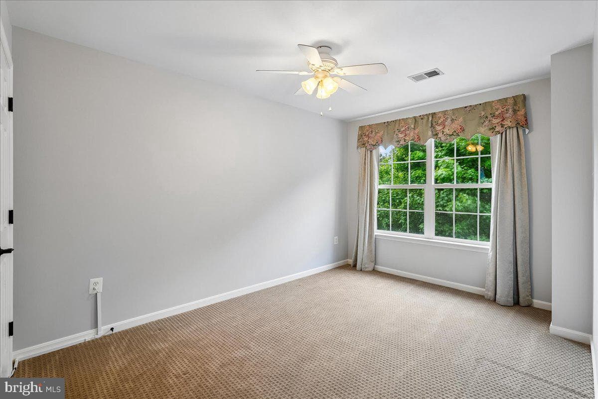 320 N Constitution Way photo 68