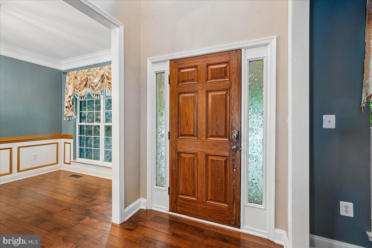 320 N Constitution Way photo 7