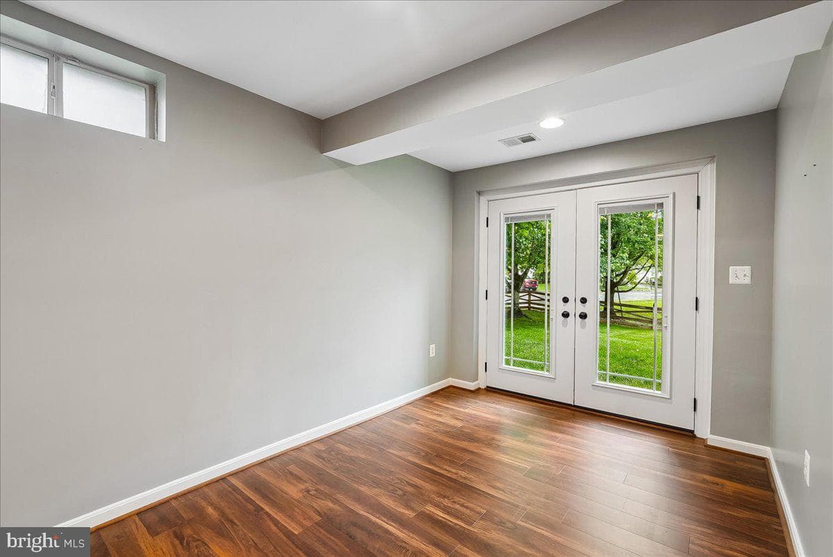 320 N Constitution Way photo 75