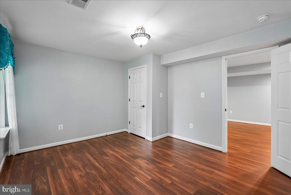 320 N Constitution Way photo 79