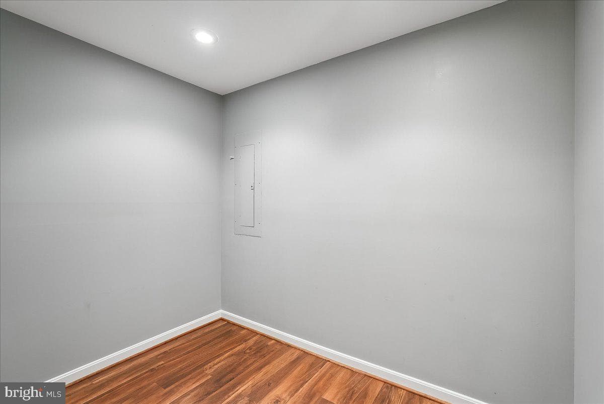 320 N Constitution Way photo 84