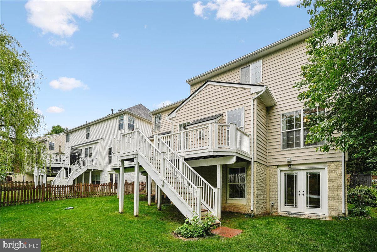320 N Constitution Way photo 89