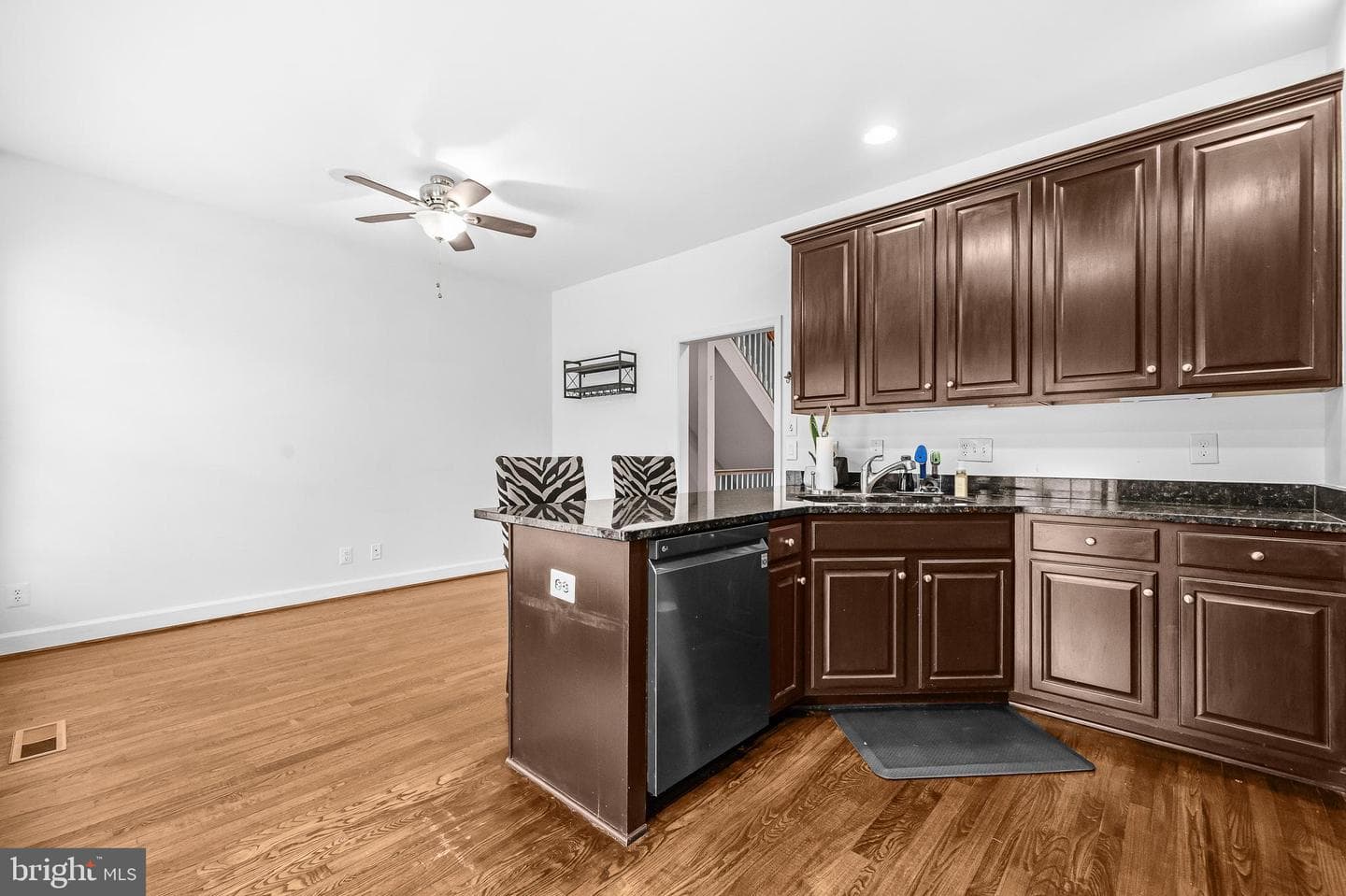 175 Great Laurel Square SE photo 14