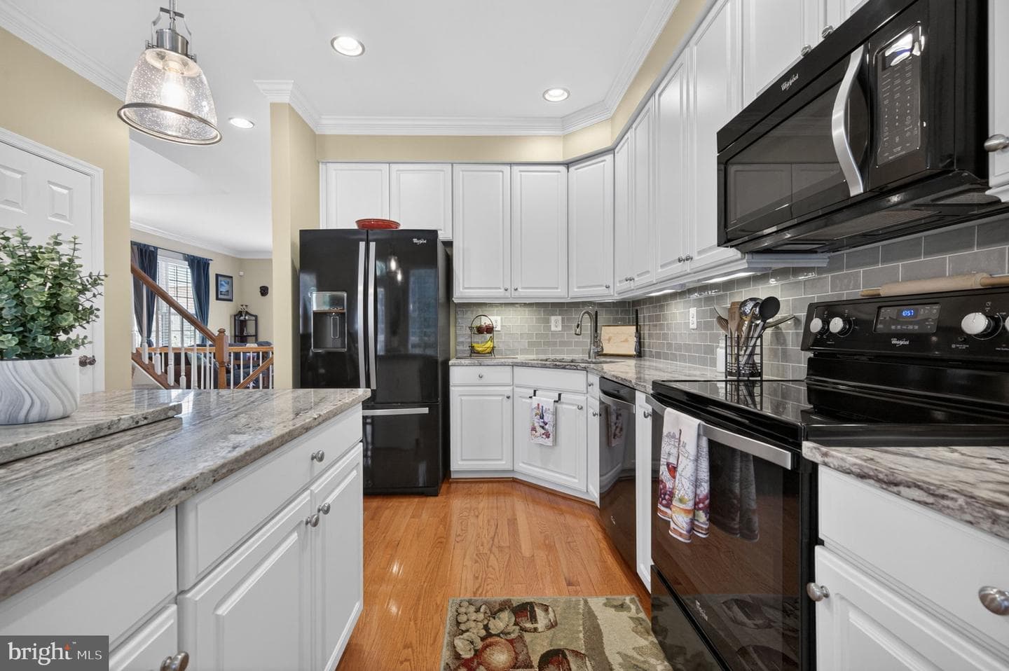 43171 Glenelder Terrace photo 17