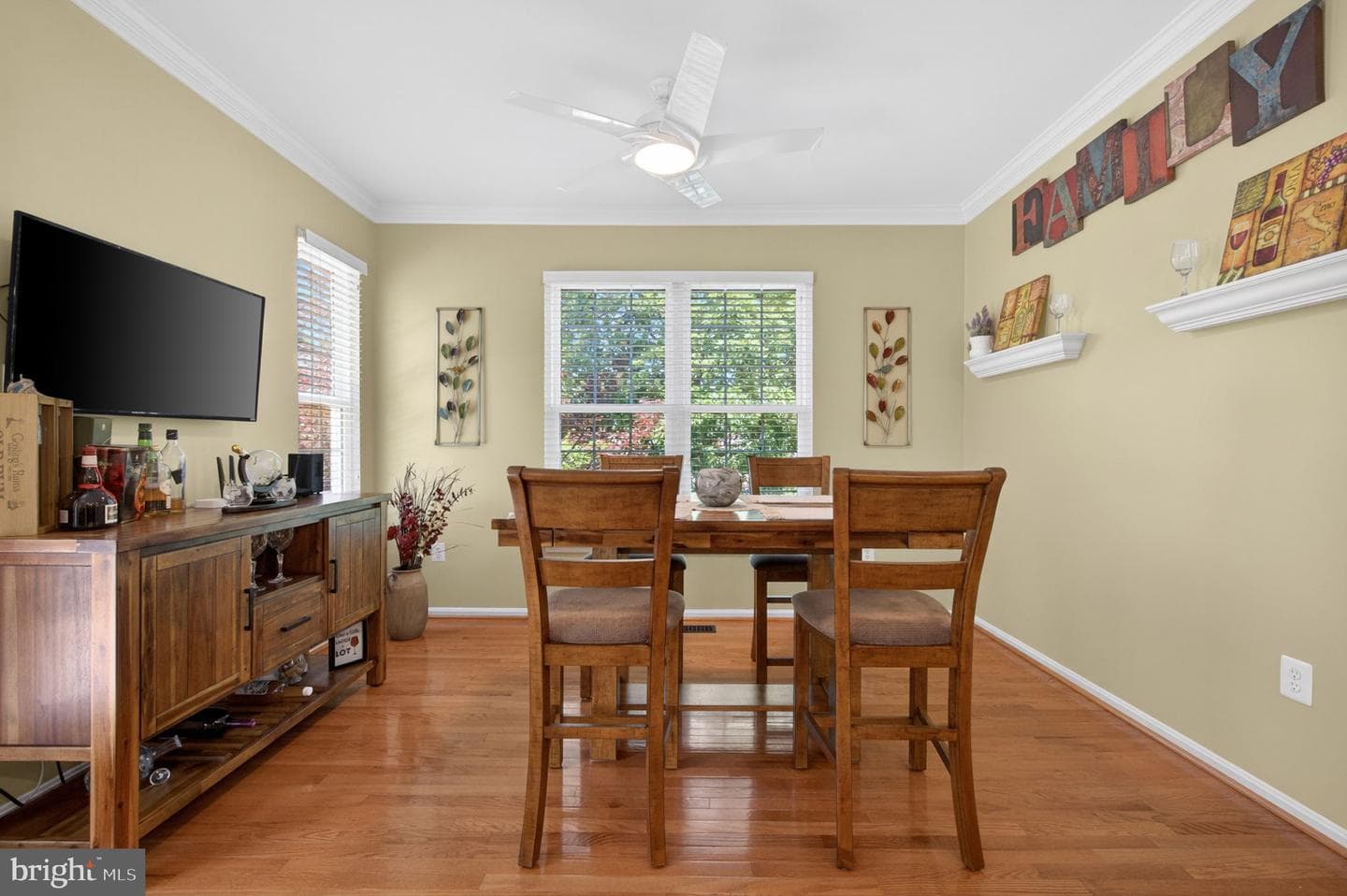 43171 Glenelder Terrace photo 18