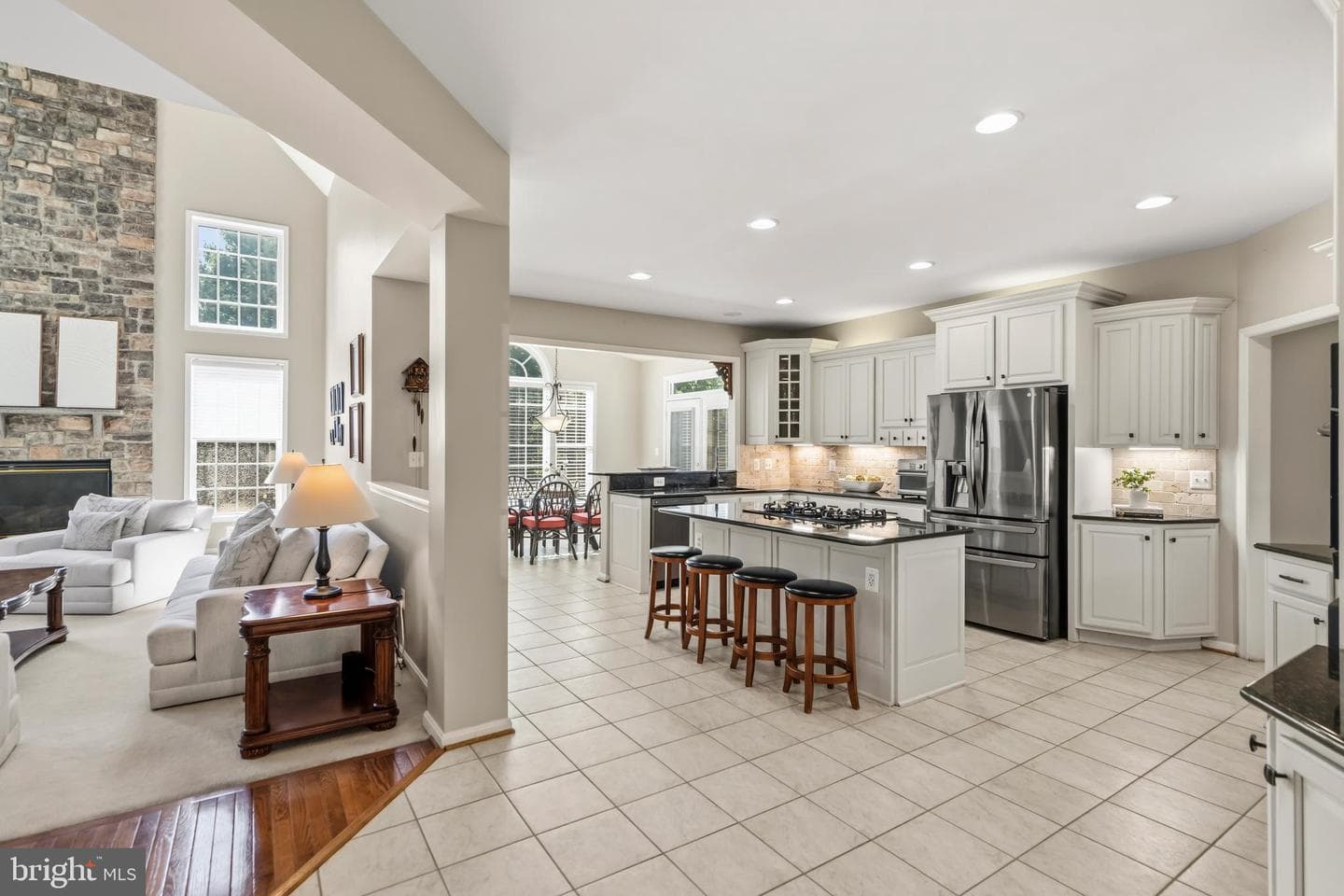22122 Whisperhill Court photo 12