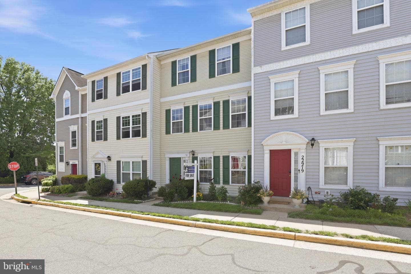 22981 Fleet Terrace photo 4