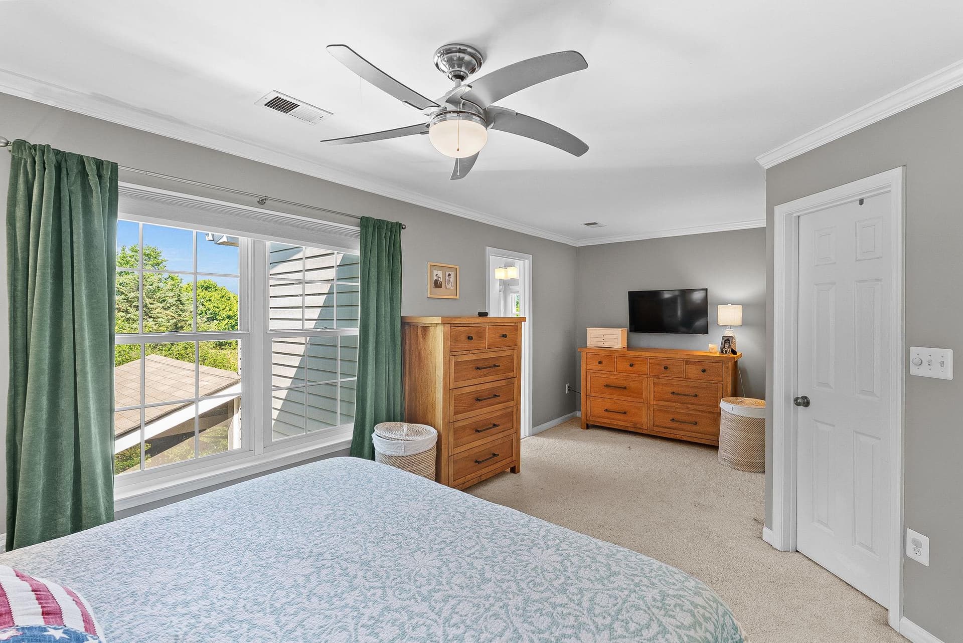 44168 Paget Terrace photo 17