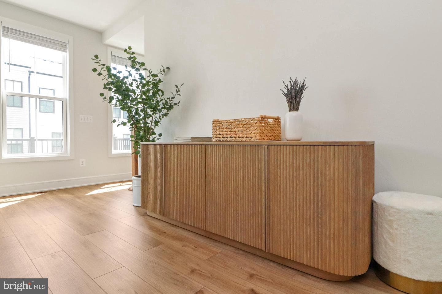 21740 Charing Cross Terrace photo 15