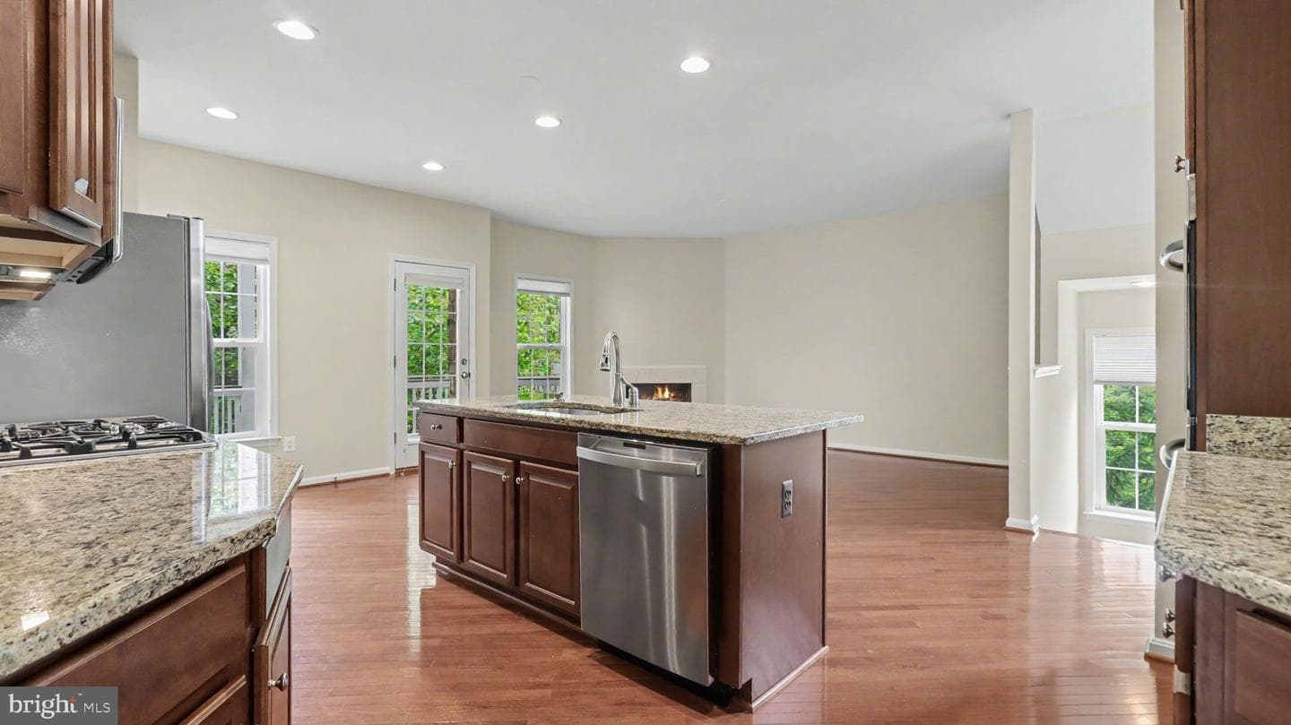 42371 Trellis Square photo 23