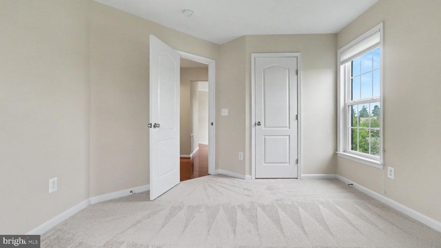 42371 Trellis Square photo 51