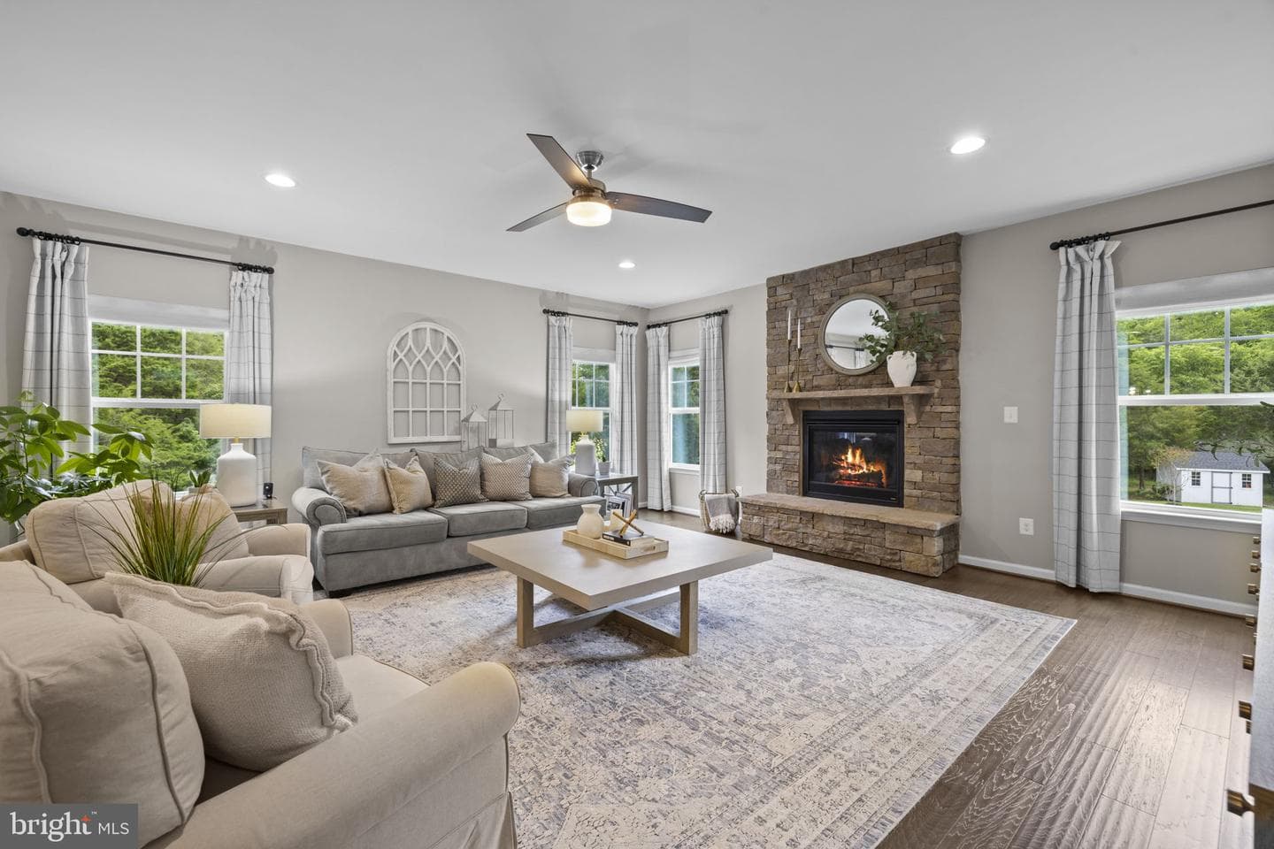24886 Dahlia Manor Place photo 8