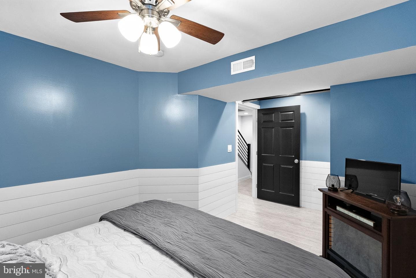 17180 Magic Mountain Drive photo 39