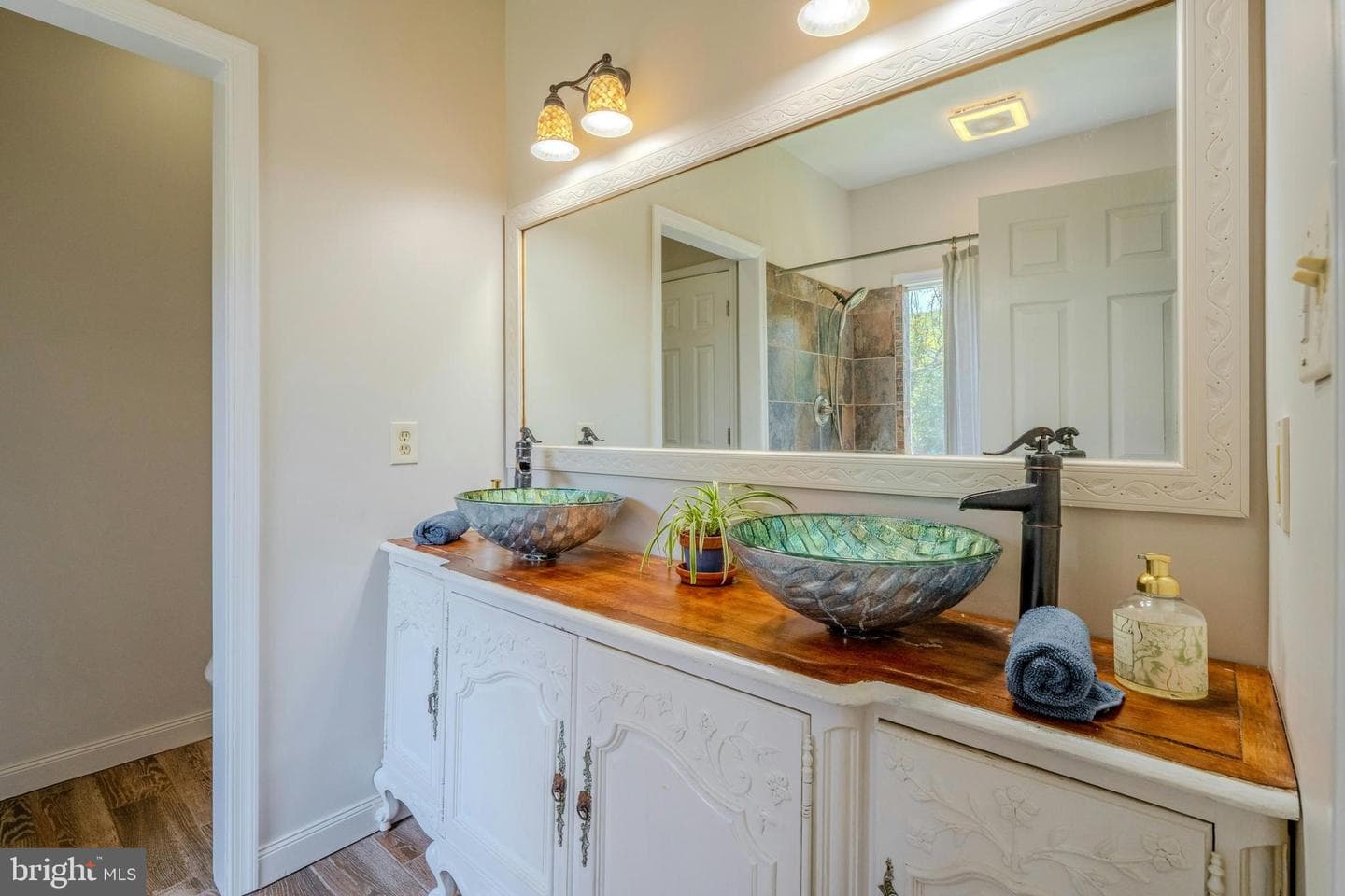 11404 Russell Road photo 22