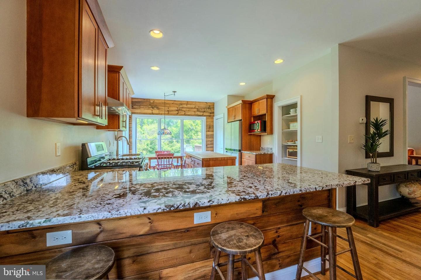 11404 Russell Road photo 9