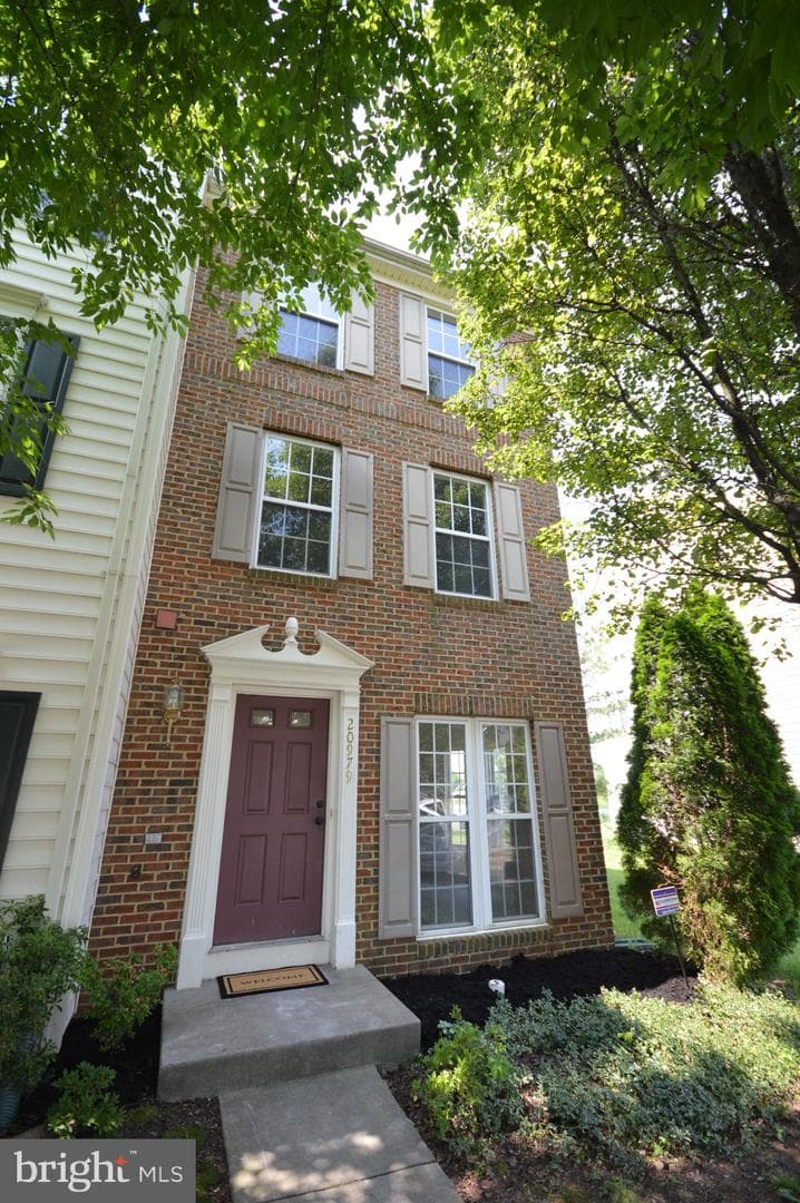 20979 Killawog Ter, Ashburn