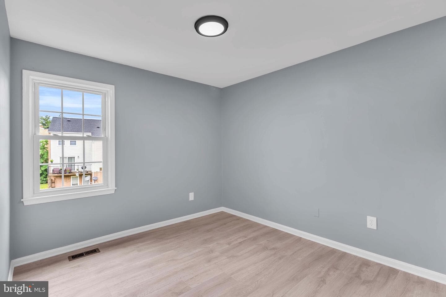 1046 Margate Court photo 36