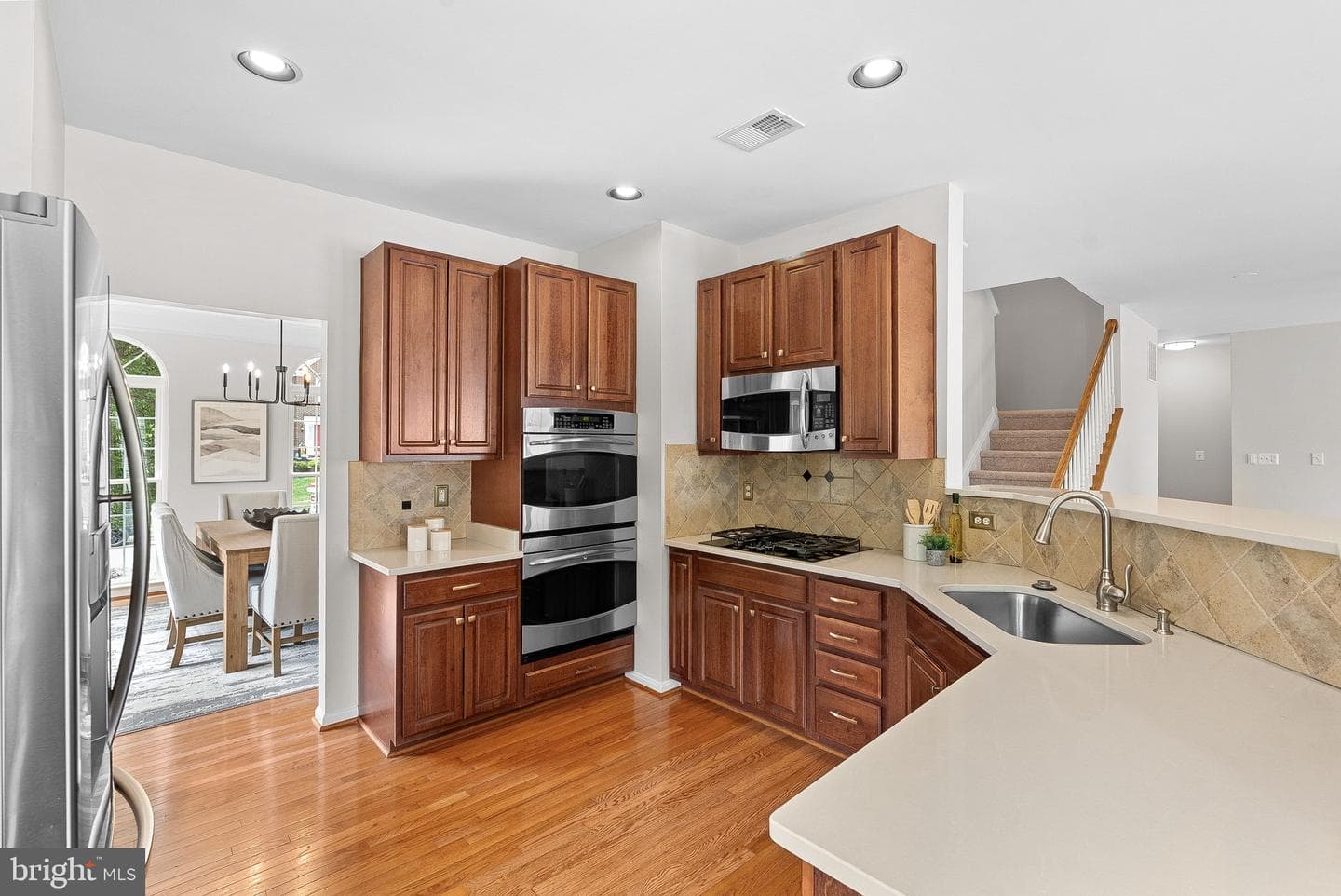 803 Kenneth Place SE photo 21