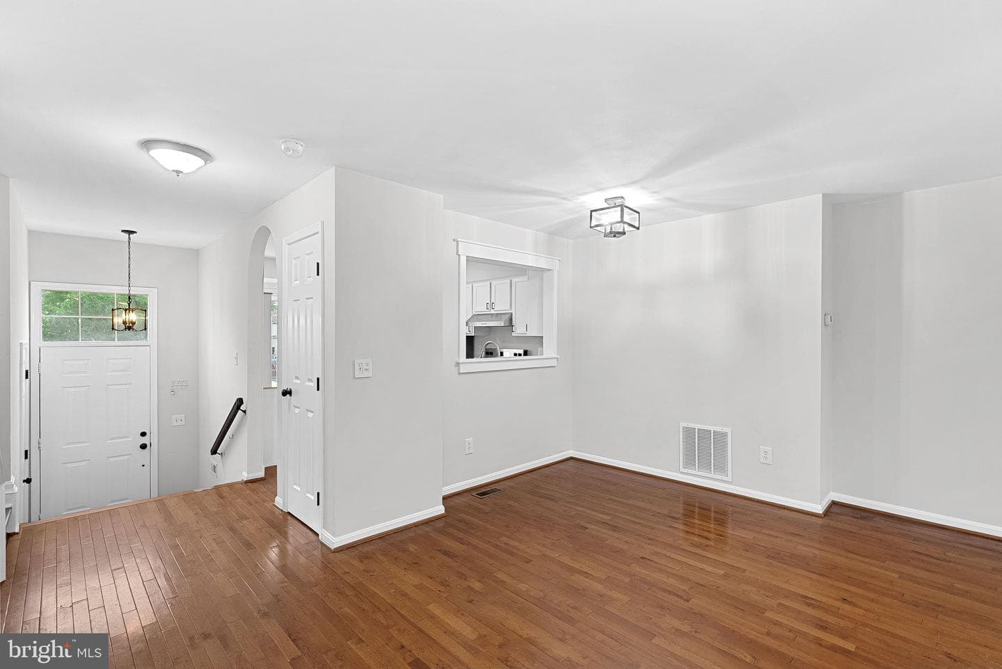 124 Oliver Court photo 17