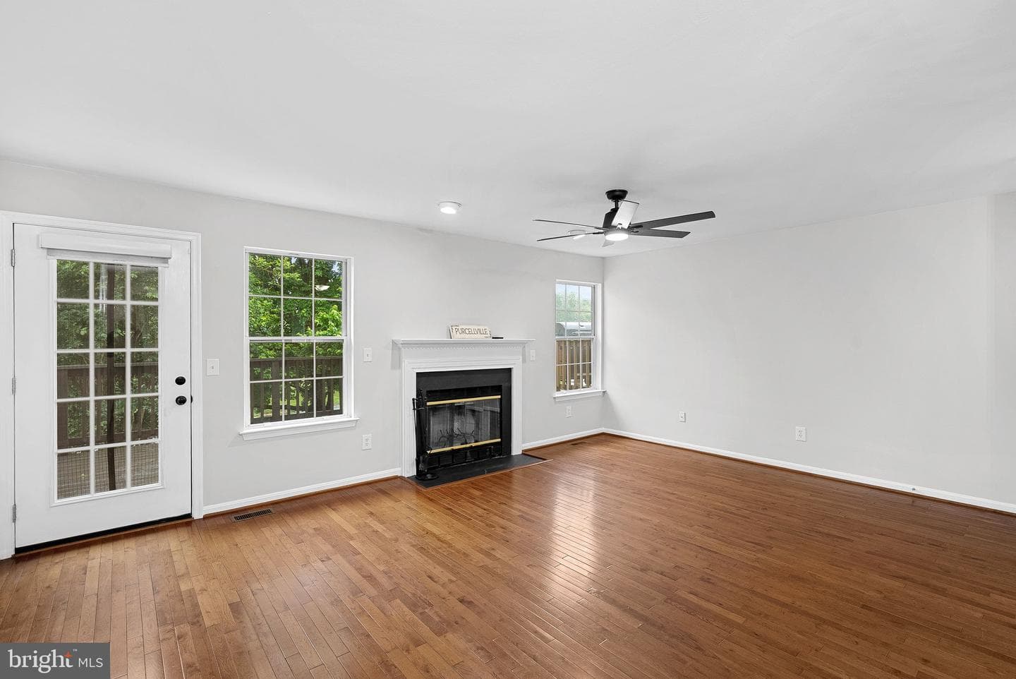 124 Oliver Court photo 23