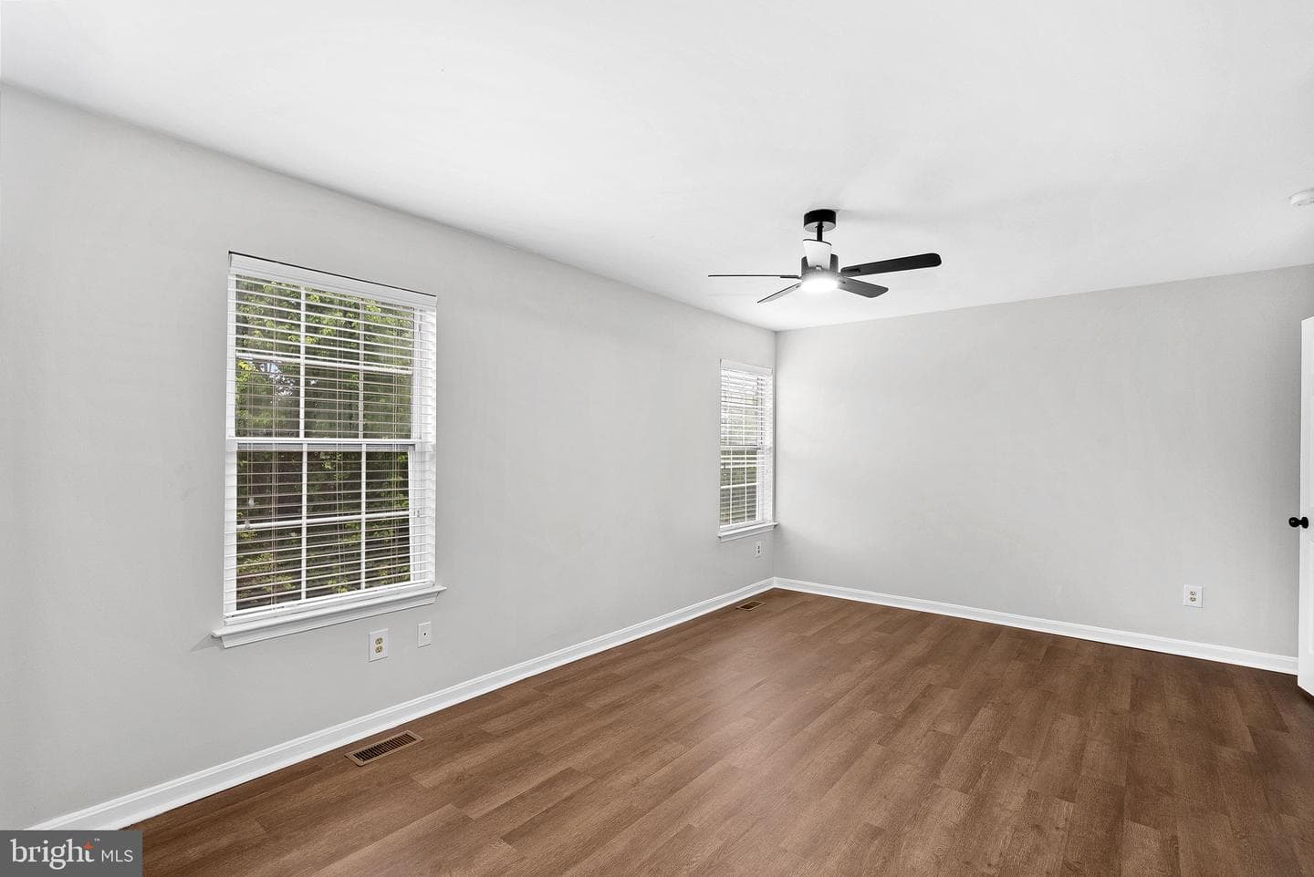 124 Oliver Court photo 36