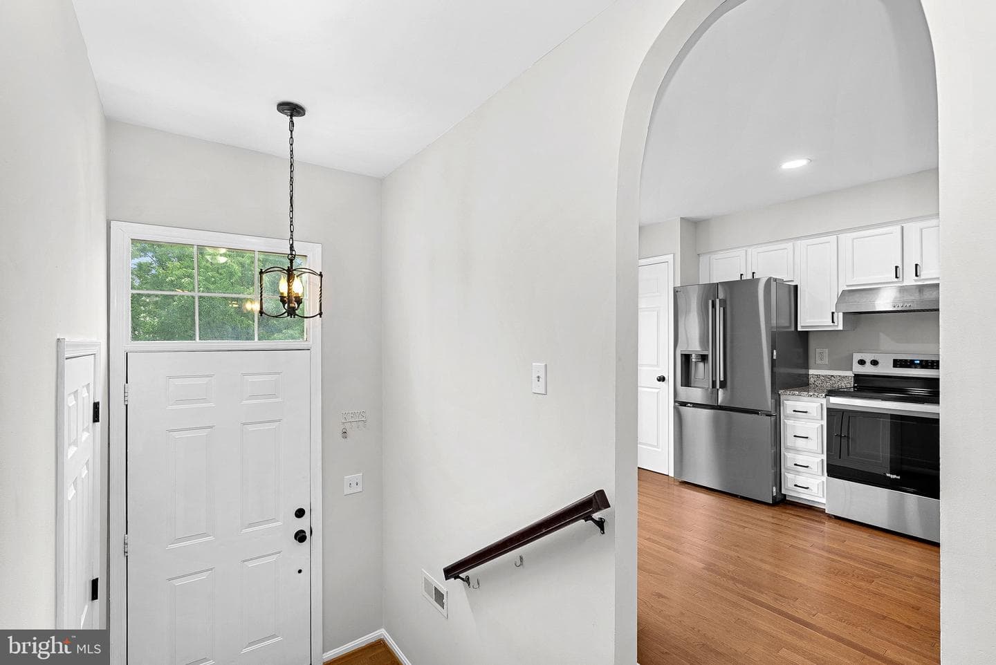 124 Oliver Court photo 4